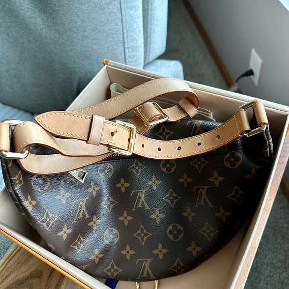 SOLD - Picture 2 of 10